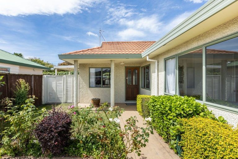 Photo of property in 67a Church Road, Taradale, Napier, 4112