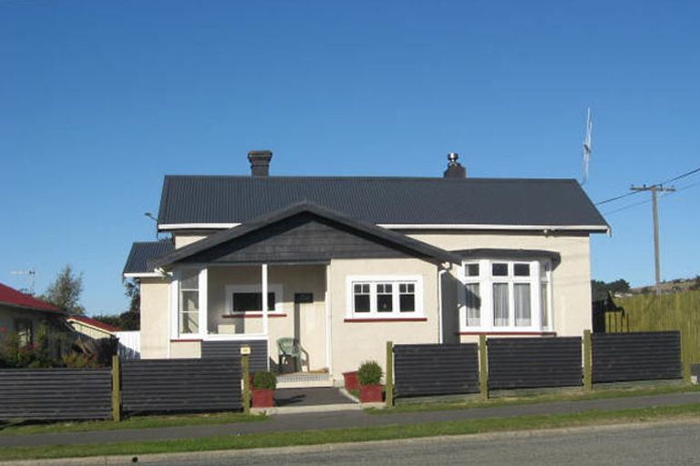 Photo of property in 51 Till Street, South Hill, Oamaru, 9400