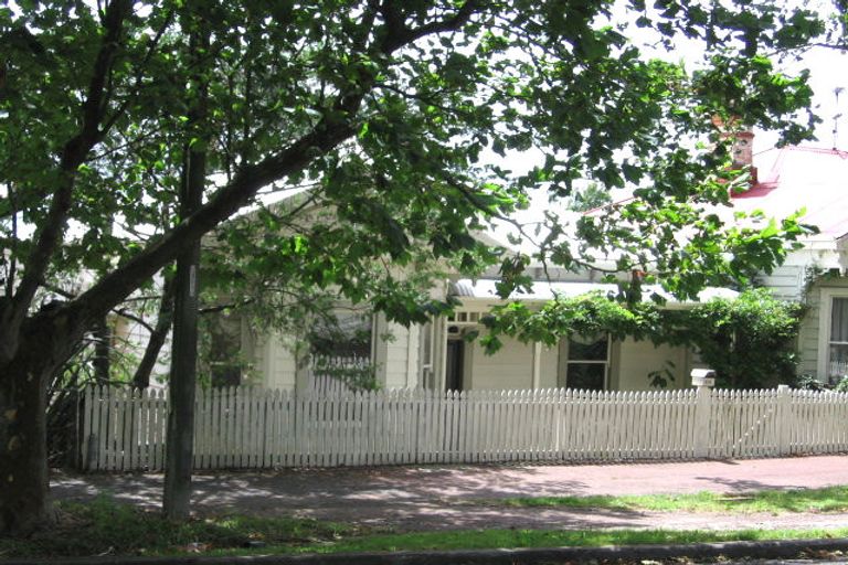 Photo of property in 23 Selbourne Street, Grey Lynn, Auckland, 1021