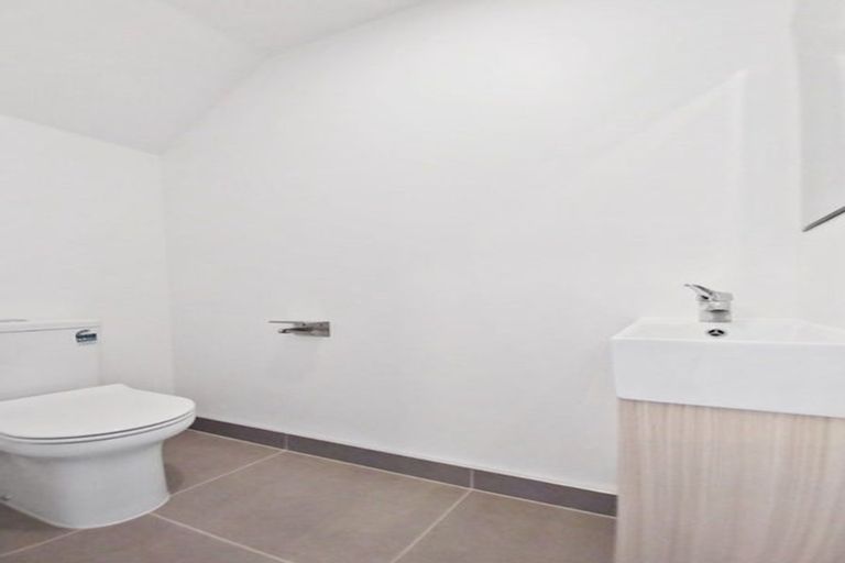 Photo of property in 41 Tukari Lane, Mangere Bridge, Auckland, 2022