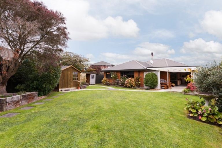 Photo of property in 37 Jefferson Crescent, Milson, Palmerston North, 4414