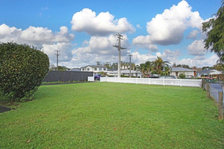 Photo of property in 3 Olive Crescent, Papatoetoe, Auckland, 2025
