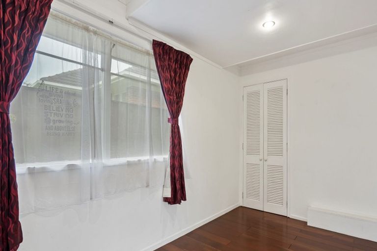 Photo of property in 41 Millen Avenue, Pakuranga, Auckland, 2010