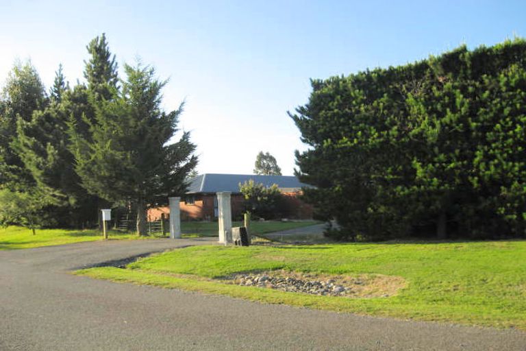 Photo of property in 14 Kowhai Drive, Darfield, 7510