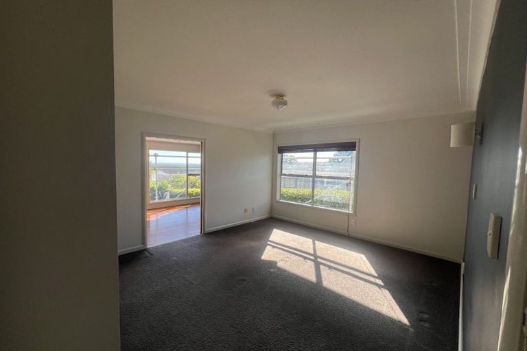 Photo of property in 79 Pacific Parade, Army Bay, Whangaparaoa, 0930