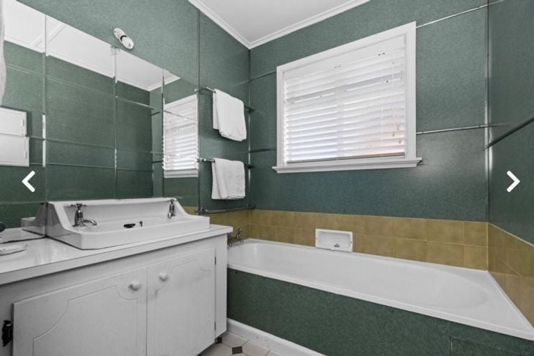 Photo of property in 4 Delhi Road, Hospital Hill, Napier, 4110
