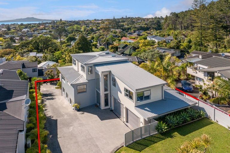 Photo of property in 82 Kowhai Road, Campbells Bay, Auckland, 0630