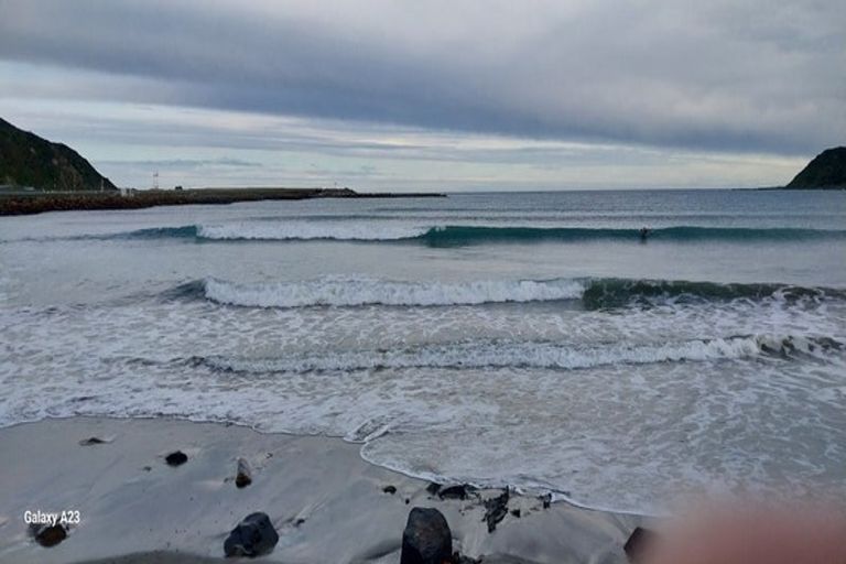 Photo of property in 8/218 Onepu Road, Lyall Bay, Wellington, 6022