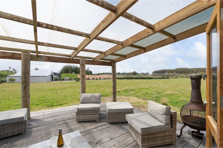 Photo of property in 73 Waitarere Rise Avenue, Waitarere, Levin, 5510