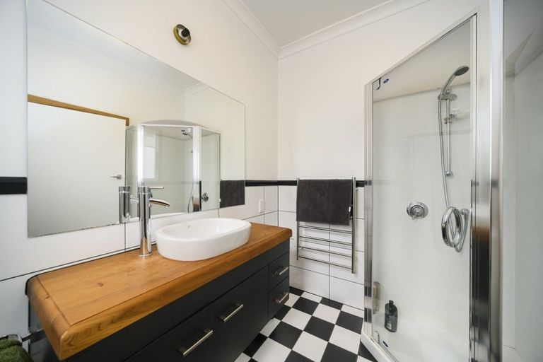 Photo of property in 40 Manawatu Street, Hokowhitu, Palmerston North, 4410