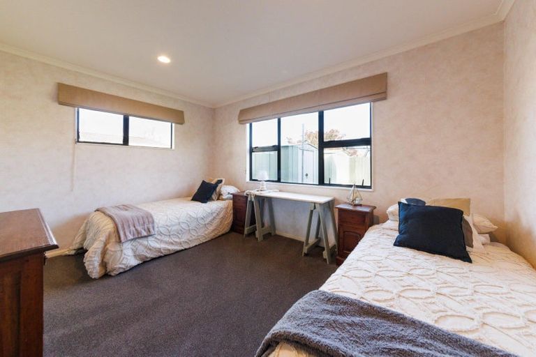 Photo of property in 3 Montana Way, Milson, Palmerston North, 4414