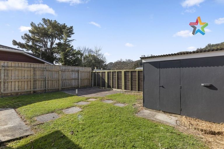 Photo of property in 49 Seddon Street, Wallaceville, Upper Hutt, 5018