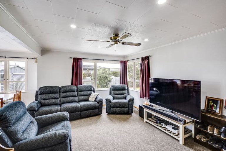 Photo of property in 7 Waterworth Avenue, Onekawa, Napier, 4110