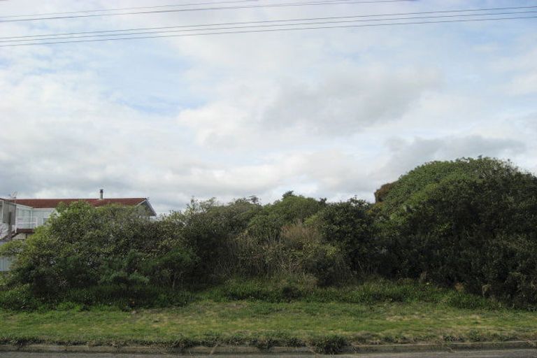 Photo of property in 20 Manga-pirau Street, Waikawa Beach, Manakau, 5573