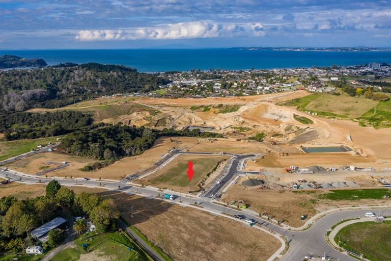 Photo of property in 3 Makomako Drive, Orewa, 0931
