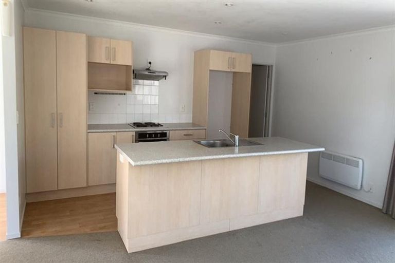 Photo of property in 4 Poaka Avenue, Takanini, 2112