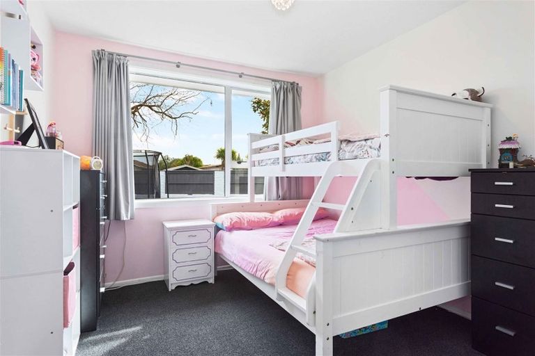 Photo of property in 8 Bowie Drive, Woodend, 7610