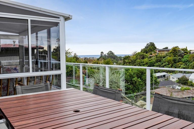 Photo of property in 17 Nevada Drive, Merrilands, New Plymouth, 4312