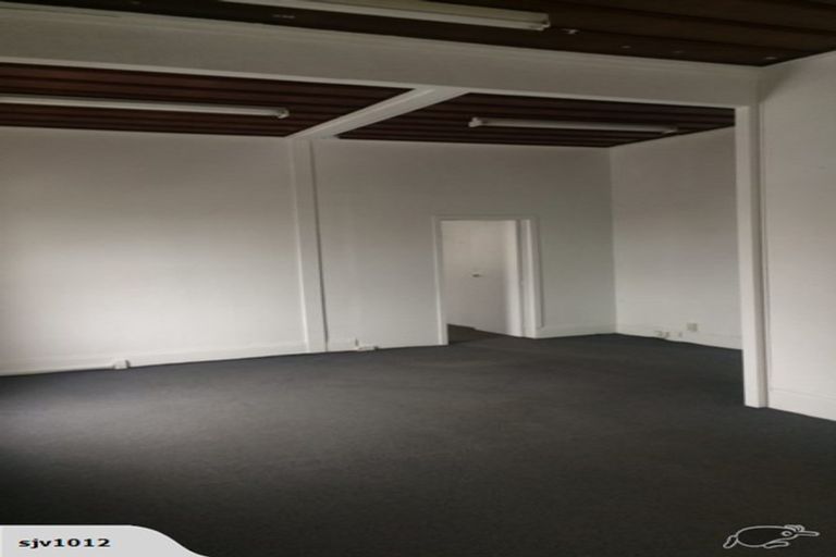 Photo of property in 499 Great South Road, Opaheke, Papakura, 2113