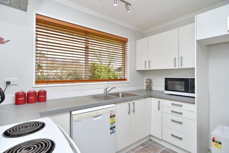 Photo of property in 1/17 Nyoli Street, Northcote, Christchurch, 8052