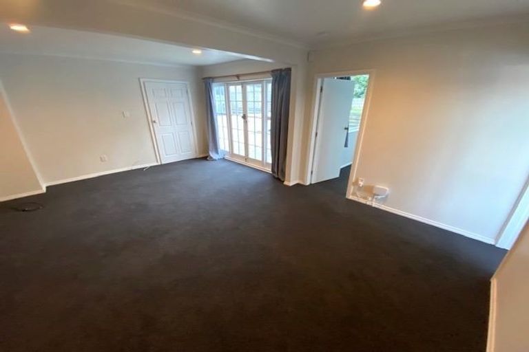 Photo of property in 204 George Street, Stokes Valley, Lower Hutt, 5019