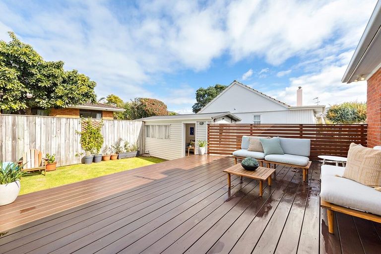 Photo of property in 162 Landscape Road, Mount Eden, Auckland, 1024