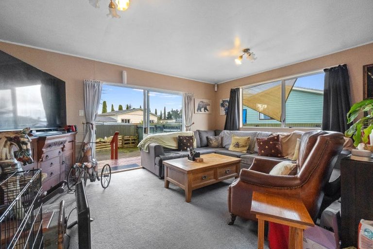 Photo of property in 2b Wall Street, Nawton, Hamilton, 3200