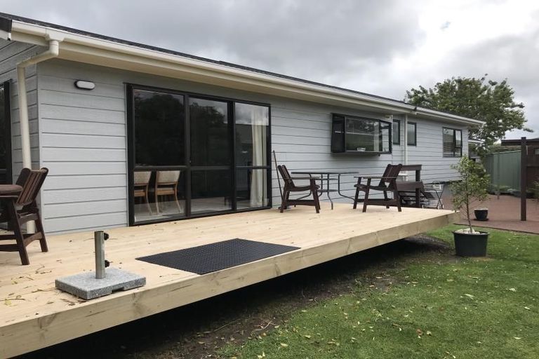 Photo of property in 12 Crampton Court, Orewa, 0931