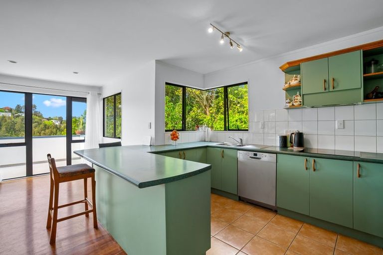 Photo of property in 5a Piripiri Crescent, Torbay, Auckland, 0630