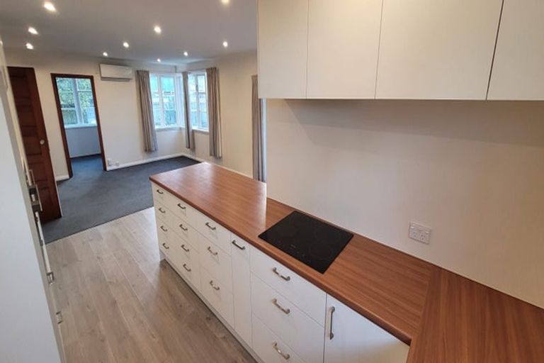 Photo of property in 2 Denvir Street, Strowan, Christchurch, 8052