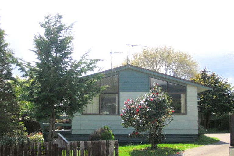 Photo of property in 16 Milton Grove, Owhata, Rotorua, 3010