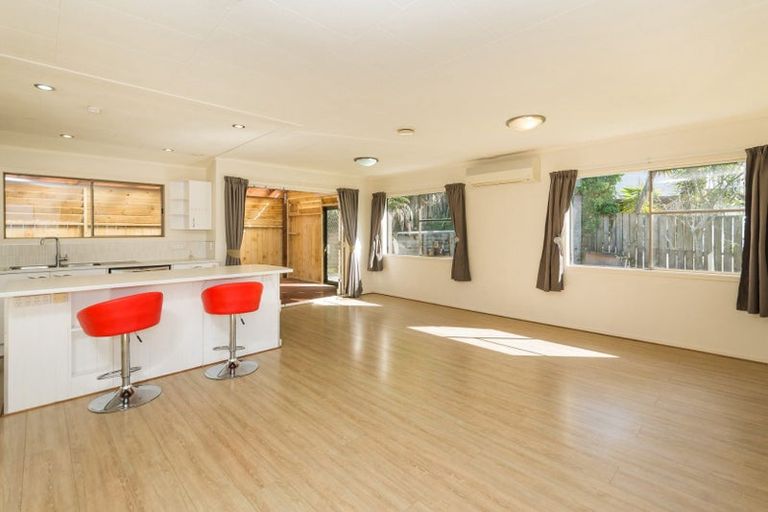 Photo of property in 1/62 Stapleford Crescent, Browns Bay, Auckland, 0630