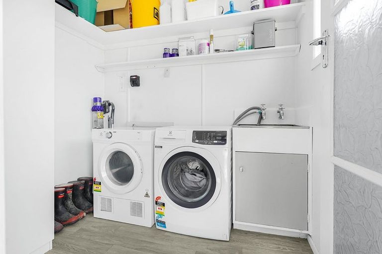 Photo of property in 54 Morrow Avenue, St Andrews, Hamilton, 3200