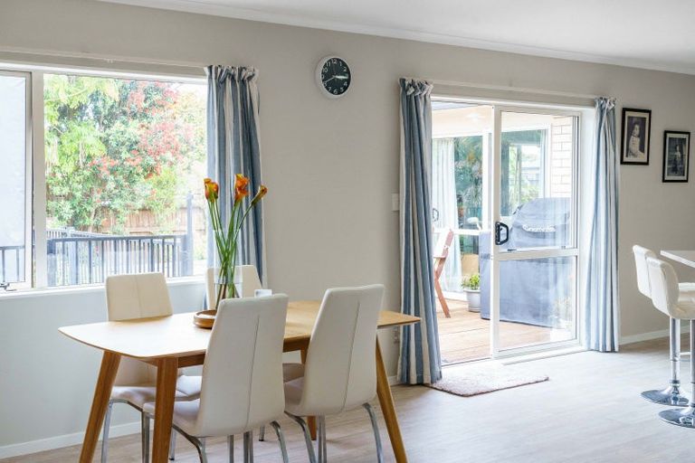 Photo of property in 311 Gravatt Road, Papamoa Beach, Papamoa, 3118