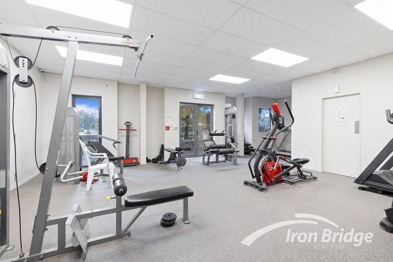 Photo of property in 4m/10 Crown Lynn Place, New Lynn, Auckland, 0600