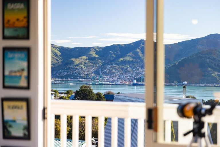 Photo of property in 4 Tau Crescent, Diamond Harbour, 8972