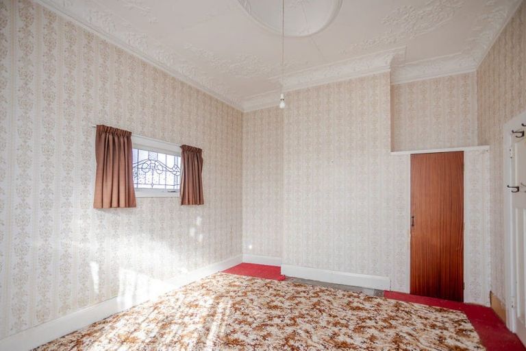 Photo of property in 36 Mcphee Street, Dannevirke, 4930