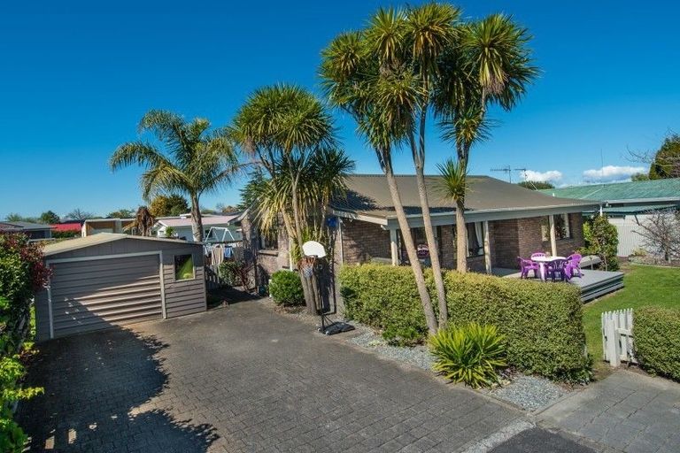 Photo of property in 17b Dover Road, St Andrews, Hamilton, 3200