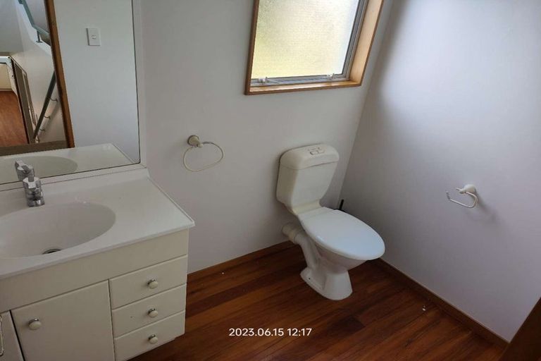 Photo of property in 16 Elsfield Place, Torbay, Auckland, 0630