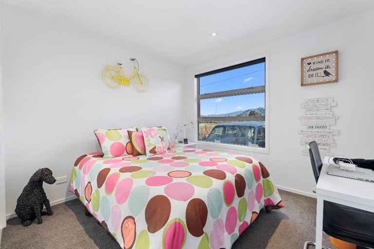 Photo of property in 3 Templeton Street, Albert Town, Wanaka, 9305