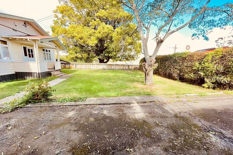 Photo of property in 32 Marne Road, Papakura, 2110