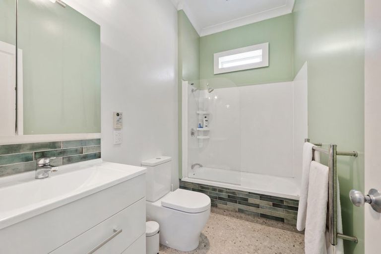 Photo of property in 7 Danube Street, Island Bay, Wellington, 6023