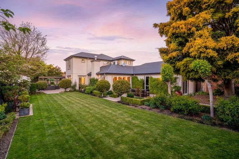 Photo of property in 45 Puriri Street, Riccarton, Christchurch, 8041