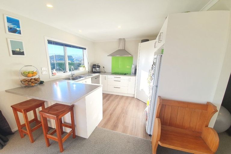 Photo of property in 3 Gibraltar Way, Fitzherbert, Palmerston North, 4410