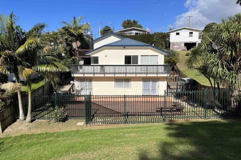 Photo of property in 2/288 Sunset Road, Windsor Park, Auckland, 0632