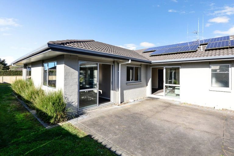 Photo of property in 8 Rosewood Court, Huntington, Hamilton, 3210