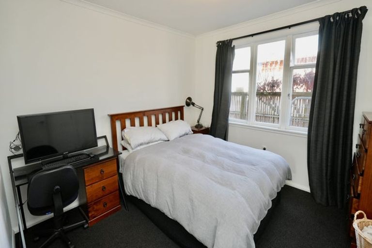 Photo of property in 40 Park Road, West End, Palmerston North, 4412