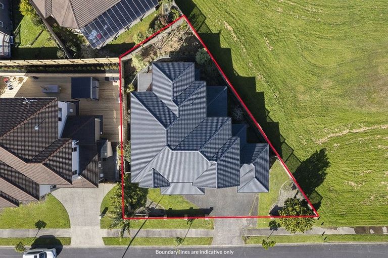 Photo of property in 86 Coachman Drive, Flat Bush, Auckland, 2016