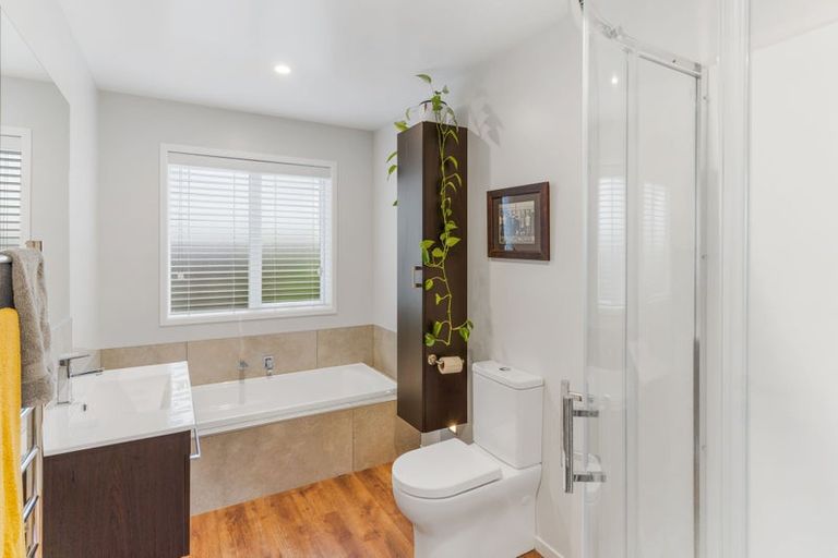 Photo of property in 32 Wakatu Avenue, Moncks Bay, Christchurch, 8081