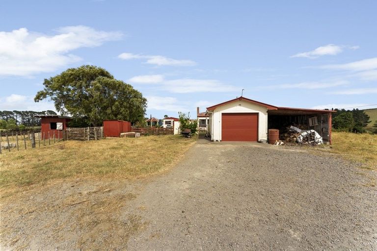 Photo of property in 19 Graves Street, Eltham, 4322